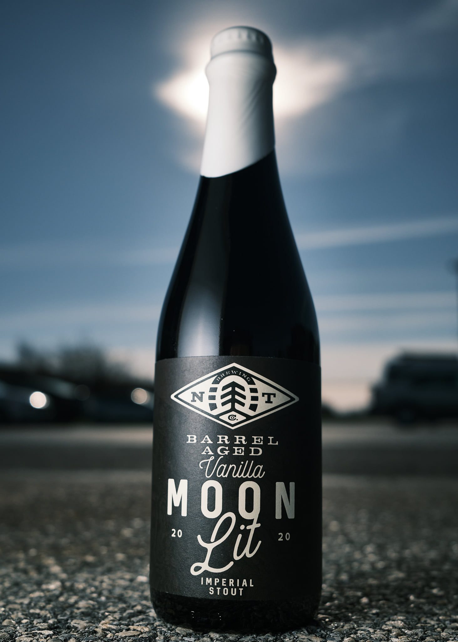 New Trail Barrel Aged Moon Lit